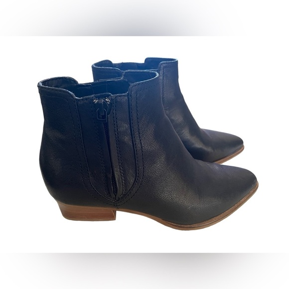 Cole Haan Women’s Hadlyn Black Leather Zip Block Heel Bootie, Size 8.5 - Picture 5 of 13